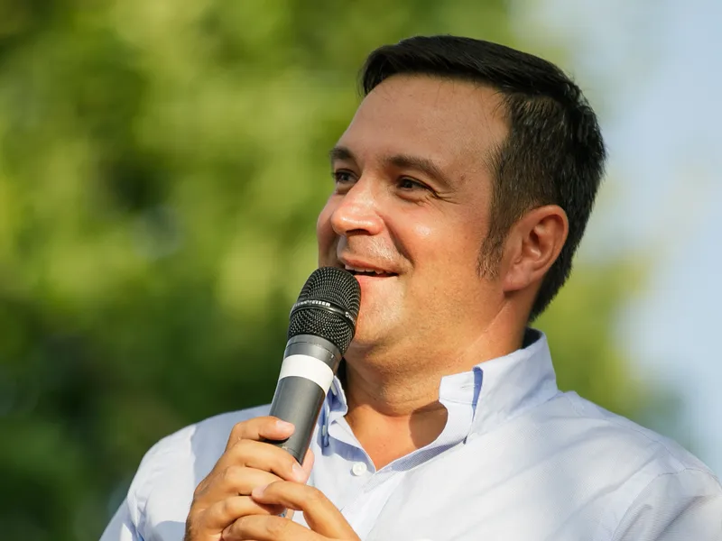 Un prezentator povestește cum a fost pus la treabă de călugări pe Muntele Athos: „Am curățat pere” - Foto: Doxologia / imagine cu caracter ilustrativ