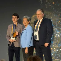 Doi români, tată și fiu au câștigat un premiu important la un concurs de inteligență artificială foto: Facebook/Dobrea Dan Marius
