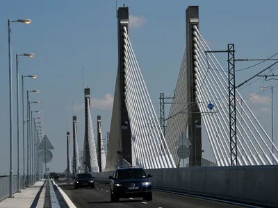 Podul Prieteniei Giurgiu-Ruse: Trafic deschis în ambele sensuri între 18 decembrie 2025 și 8 ianuarie 2026 - Foto: Profimedia Images