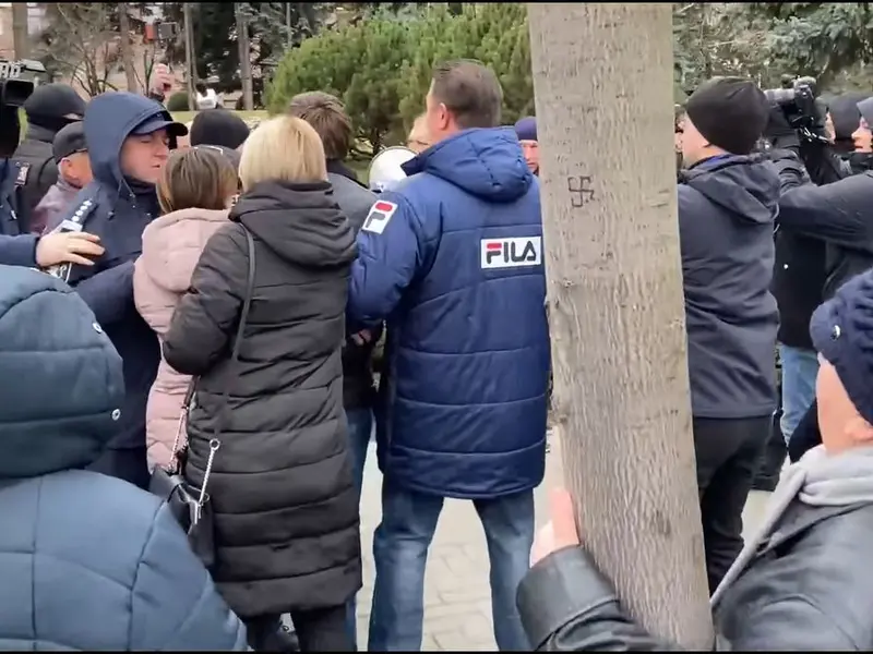 Violențe, la protestul pro-rușilor „Șor” de la Chișinău. Cer să le plătească statul facturile. - Foto: captură video