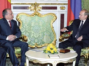 Ion Iliescu și Vladimir Putin la Moscova, 4 iulie 2002 - Foto: Profimedia Images