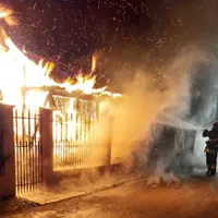 Casa unui veteran de război distrusă într-un incendiu Foto: Jandarmeria Română