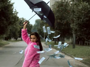 HOROSCOP 10 martie. Cuvântul zilei - BANI! Munca ne este răsplătită, vin surprize financiare uriașe FOTO - Pexels(imagien cu rol ilustrativ)