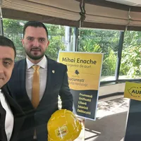 George Simion schimbă candidatul AUR la București. Newsweek a scris că e omul primarului PSD Băluță - Foto: Facebook / George Simion
