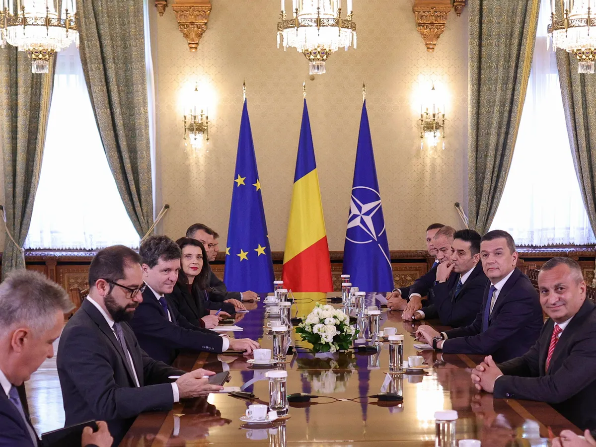 Negocieri la Cotroceni între Nicușor dan și lideri politici - Foto: INQUAM PHOTOS / Octav Ganea