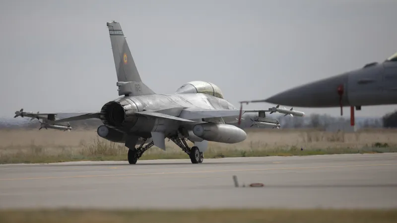 Centrul european de instruire F-16, inaugurat la Fetești. Se vor antrena și piloții ucraineni - Foto: INQUAM PHOTOS / George Călin