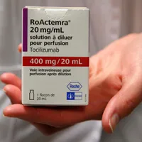 EMA autorizează utilizarea unui medicament pentru artrită la pacienții cu COVID-19 sever/foto: medicalnews