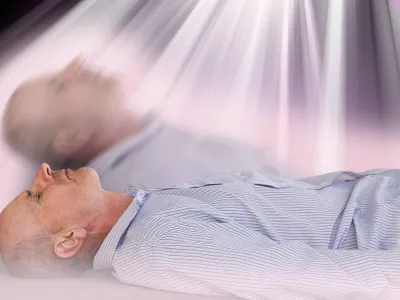 Imagine artistică cu spiritul unui om părăsindu-i trupul - Foto: Profimedia (cu rol ilustrativ)