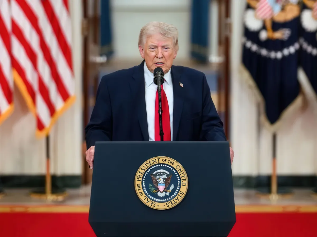 Trump anunță că Iran nu va mai închide NICIODATĂ Ormuz. De ce dă 20.000.000.000$ regimului de la Teheran