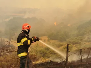 Cât câștigă un pompier în România? Ce salariu au cei care intervin zi de zi pentru a salva vieți Foto: facebook/IGSU