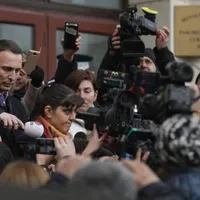 Kovesi a fost asaltată de jurnaliști. Foto Inquam Photos/Octav Ganea