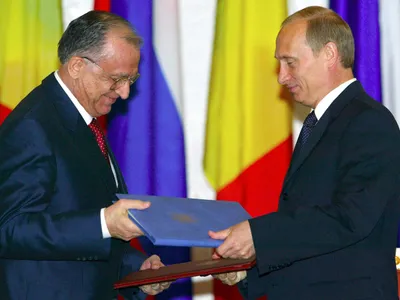 Ce tratat au semnat Ion Iliescu și Vladimir Putin la Moscova Foto: profimediaimages.ro