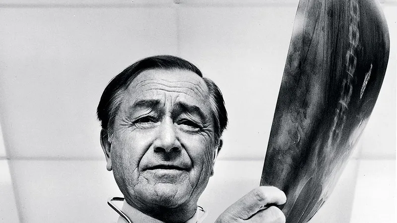 Actorul Robert Young, care l-a interpretat pe dr. Marcus Welby în serialul de televiziune din anii ’70.
