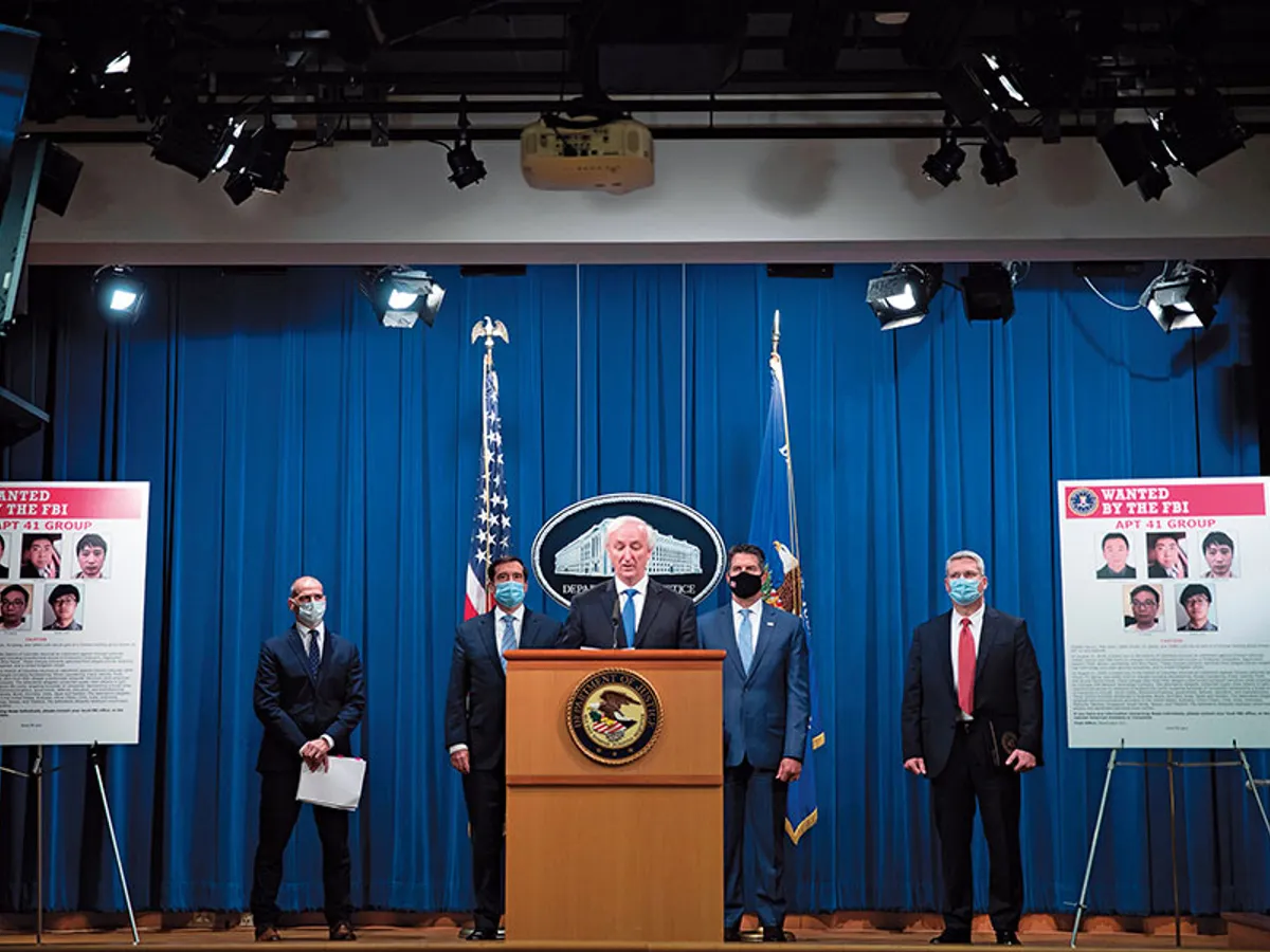 Procurorul general adjunct Jeffrey A. Rosen discută taxe legate de hackeri chinezi