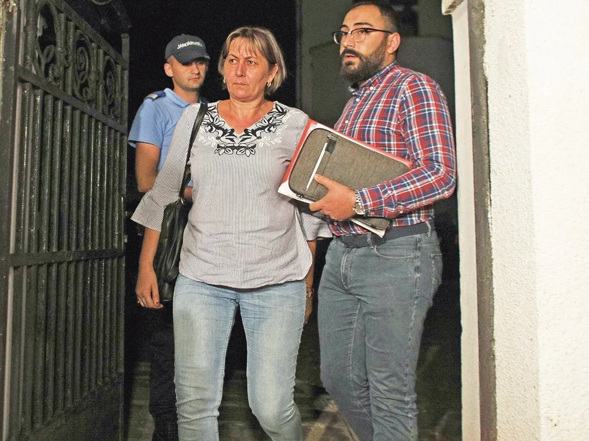 Mariana Șărămăt susține că a fost păcălită să renunțe la fetiță