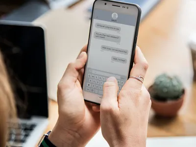 Telefon Foto: Freepik (rol ilustrativ)