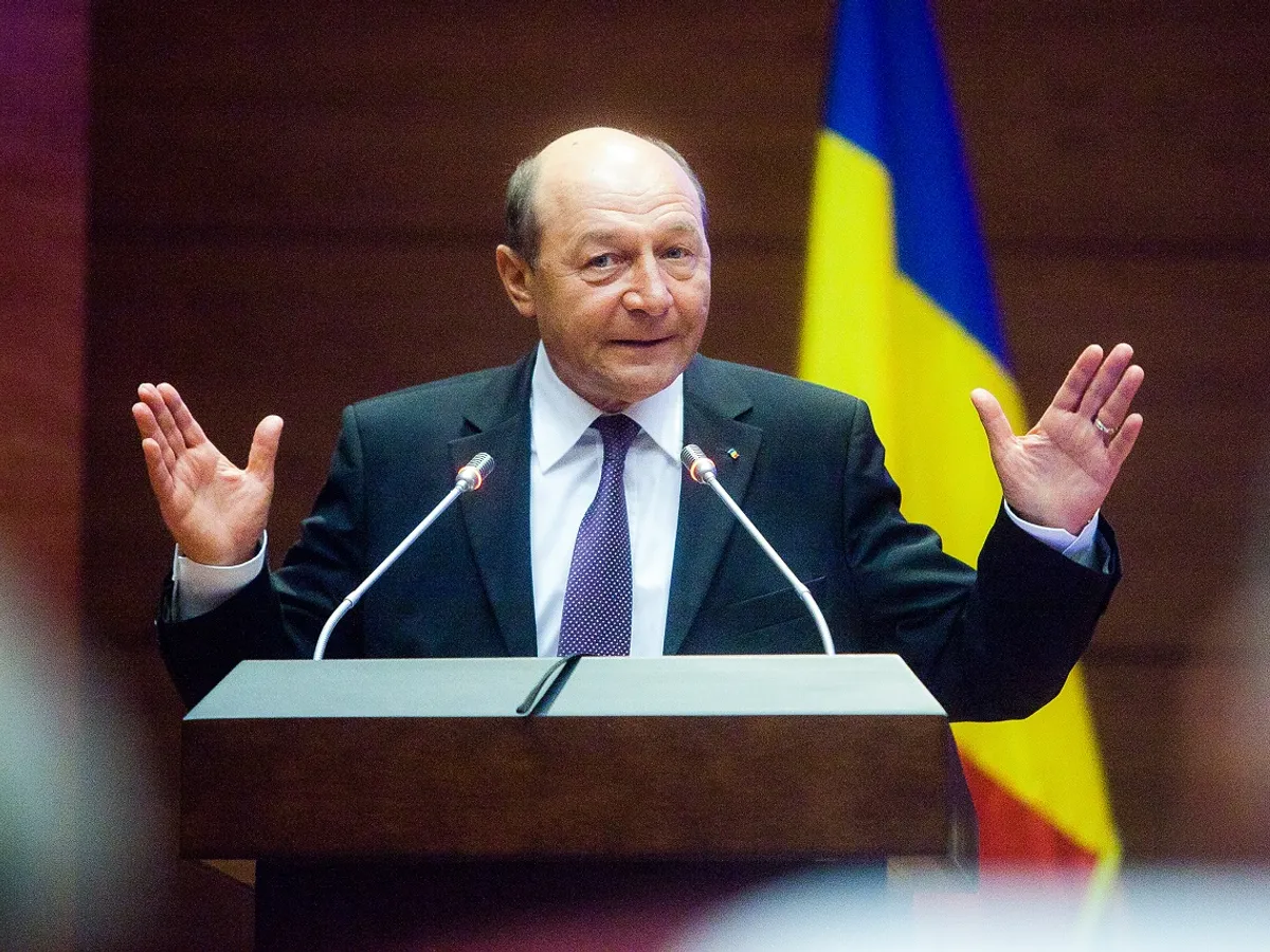 Cum îl poate bate Nicușor Dan pe George Simion în turul 2