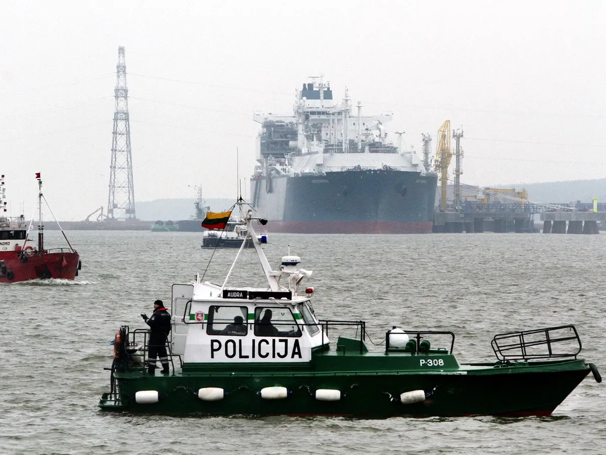 Lituania sporește securitatea la terminalul GNL din cauza Rusiei. O navă cu propan, lovită lângă România