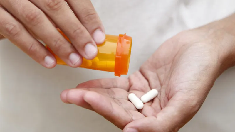 Xanax, Valium asociat cu leziuni cerebrale, pierderea locului de muncă, sinucidere (imagine cu rol ilustrativ)-Foto: Health Magazine