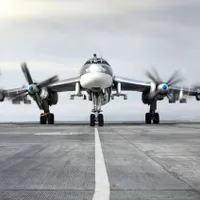 Avion Tupolev la baza strategică din nordul Rusiei - Foto: Profimedia Images (imagine cu caracter ilustrativ)