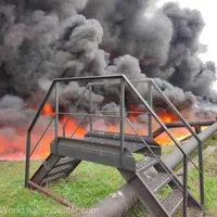 O nou fază a războiului? Forţele ruse au lovit sâmbătă o rafinărie de petrol  Ukraineworld/twitter