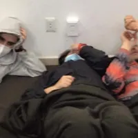 Zeci de români blocați pe un aeroport din Mexic de 3 zile/FOTO: Digi24