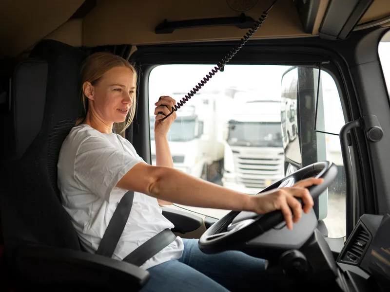 Veste proastă, pentru transportatori! De la 1 iulie, se schimbă taxa de drum în Slovacia - Foto: Freepik (Imagine cu rol ilustrativ)