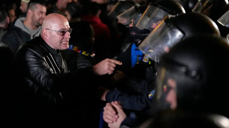 Sustinătorii lui CG