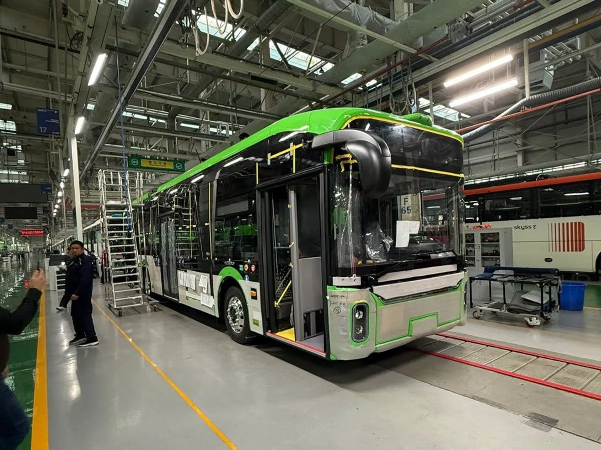 Primul troleibuz Yutong U12 pentru STB - Foto: Facebook / Stelian Bujduveanu