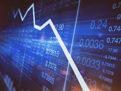Impactul economic al COVID se va resimţi până în trimestrul II al anului 2022. / Foto: usnews.com