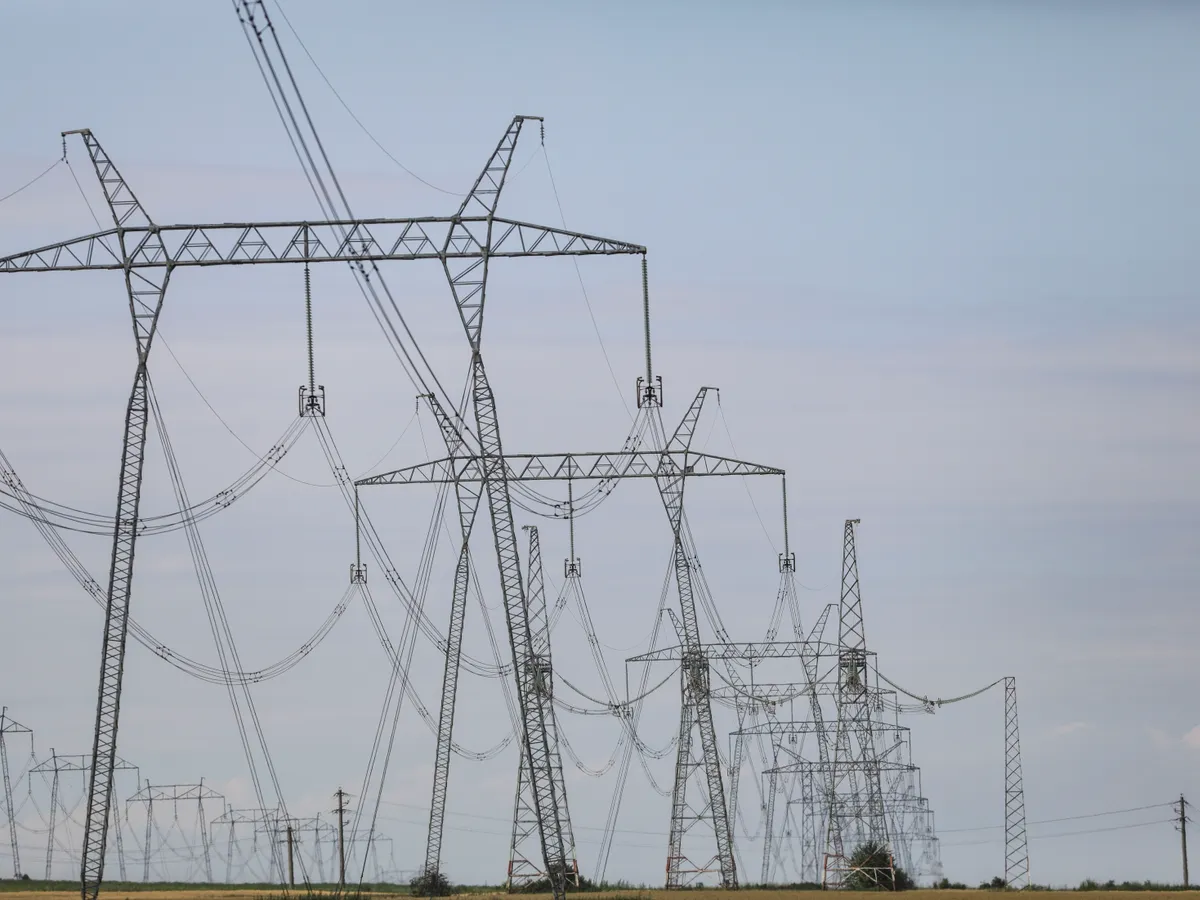 Reţele Electrice România, licitaţie de 66 milioane lei pentru execuţia de lucrări de întărire reţea - FOTO Inquam Photos / Octav Ganea
