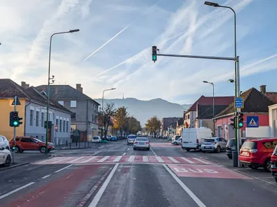 Semafoare cu radar, în Brașov - Foto: brasovcity.ro