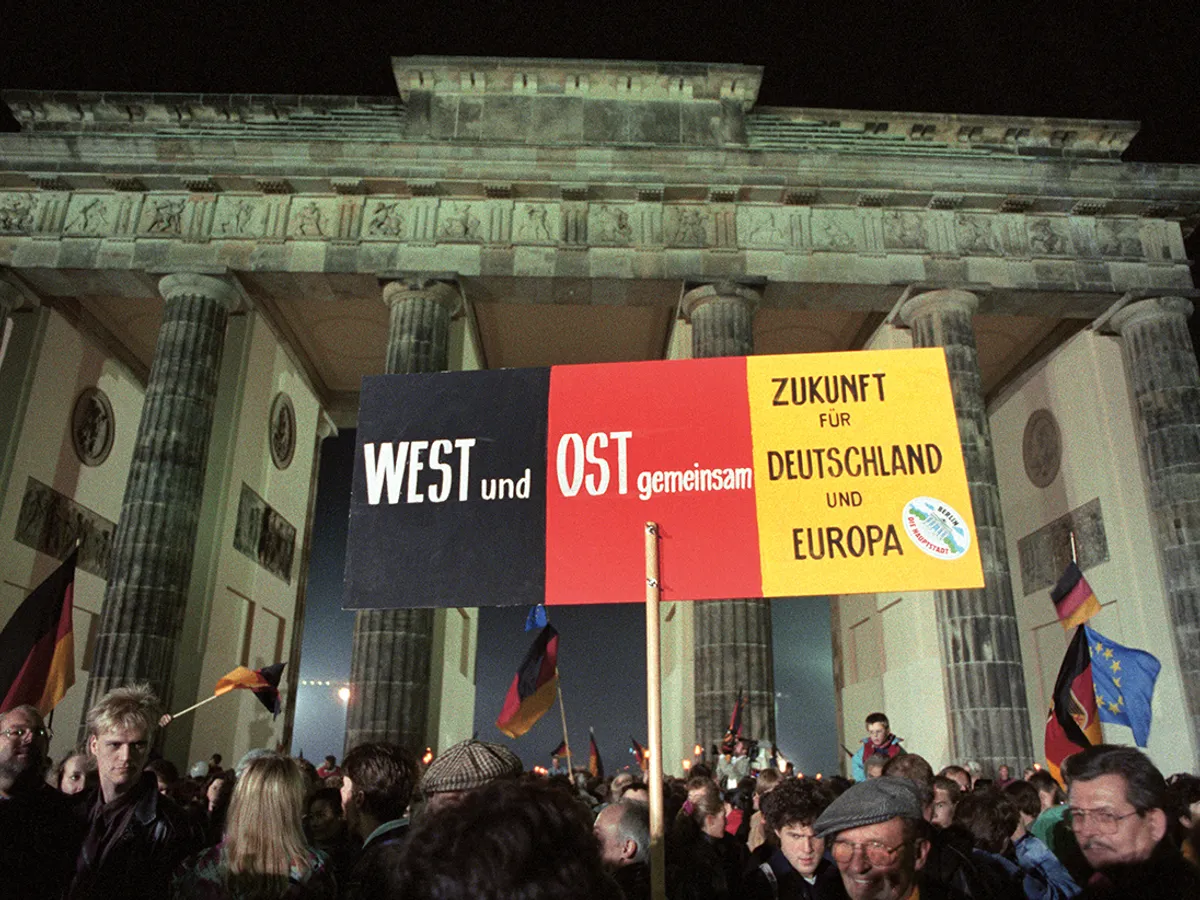 Reunificarea Germaniei, la 3 octombrie 1990,
este una dintre cele mai importante etape ale istoriei europene de după 1945 - Foto: Profimedia Images