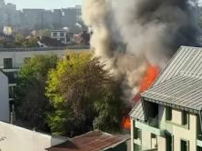 Incendiu București - Foto: Facebook