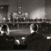 Primul guvern condus de puterea comunistă impusă de Rusia, la 6 martie 1945, condus de Petru Groza - Foto: Fototeca online a comunismului românesc (cota 92/1945)