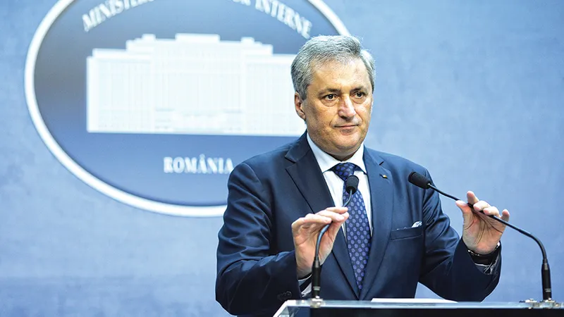 Ministrul Vela a inițiat ultimul proiect dintr-un lung șir de 10 de ani de proiecte privind implementarea brățărilor electronice - Foto: INQUAM PHOTOS/ Octav Ganea