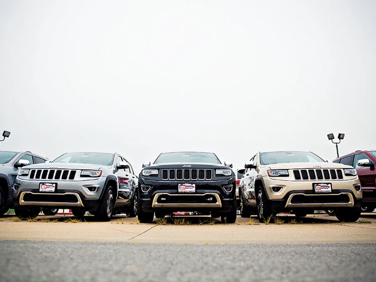 Dispozitivele IoT din Jeep Cherokee au fost atacate