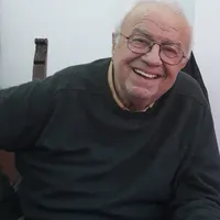 Arșinel, internat la azilul de bătrâni de propriul fiu.  / Fanatik