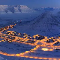 Orașul Longyearbyen - Foto: BestPlaces