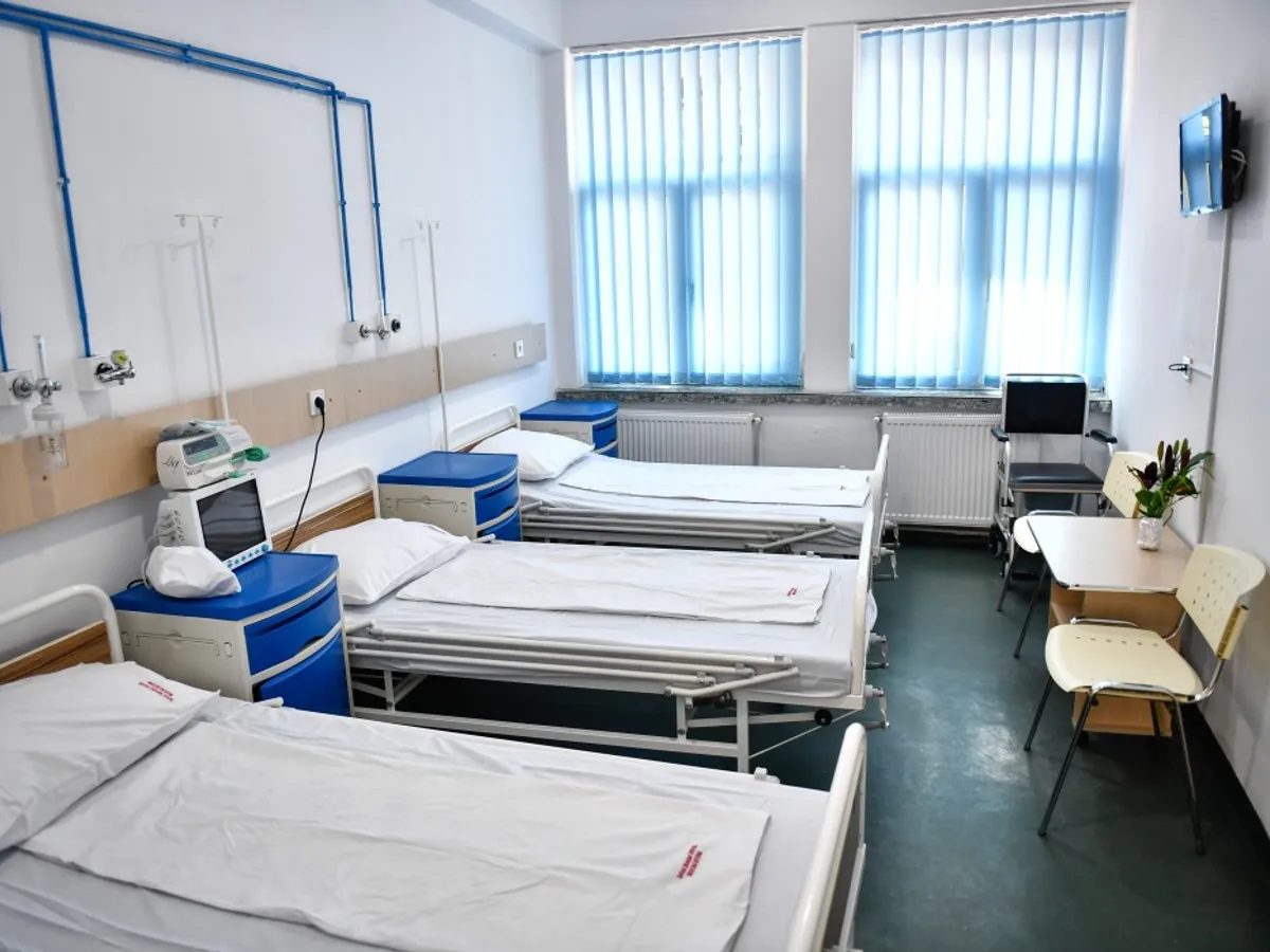 Ministrul Sănătății vrea să reducă paturile din spitale - Foto: INQUAM Photos/ Justinel Stăvaru