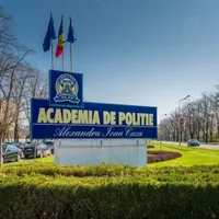 Academia unde polițiștii strigă "Polițistii!"/FOTO: Facebook.com