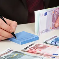Când se prescriu facturile neplătite, datoriile la bancă și la ANAF? Ce spune legislația din România Foto: profimedia Imaeges (fotografie cu caracter ilustrativ)