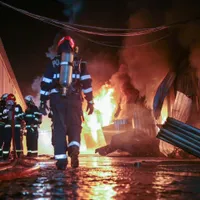 Pompierii intervin la stingerea unui incendiu  -Foto : ISU B-IF (rol ilustrativ)