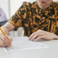 Premianta care a ratat bac-ul dintr-o prostie - Foto:. Pexels/Andy Barbour