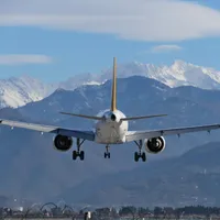 Un bărbat a deschis ușa de urgență a avionului și a mers pe aripă. De ce a făcut asta? - Foto: Profimedia / imagine cu caracter ilustrativ