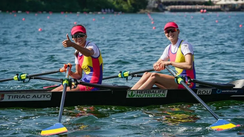 România a obținut medalia de bronz la Campionatele Mondiale de canotaj. Calificări Foto: facebook/ Federația Română de Canotaj