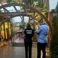 Poliția locală din sectorul 1 încearcă să facă ordine/Foto: Facebook/ Clotilde Armand