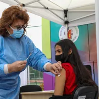 4.173 minori programați la vaccin în ziua cu 7 copii infectați cu COVID.  / FB