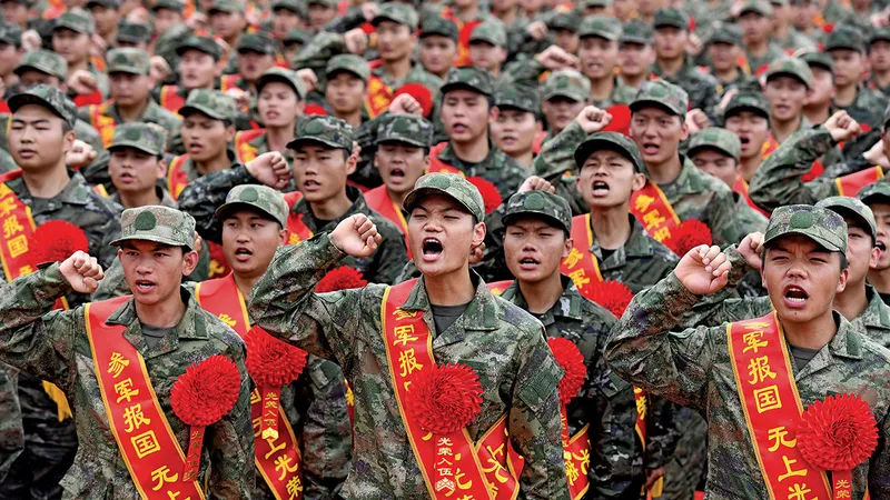 PUTEREA ÎN NUMERE Deși China neagă intențiile ascunse, Xi îndeamnă armata să „exploreze vastul univers, să devină o mare putere în spațiu“.