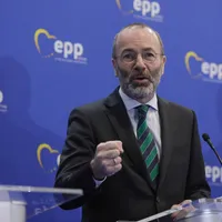Manfred Weber, preşedintele PPE: Nicoale Ciucă, un lider care conduce puternic PNL - Foto: INQUAM PHOTOS / George Călin